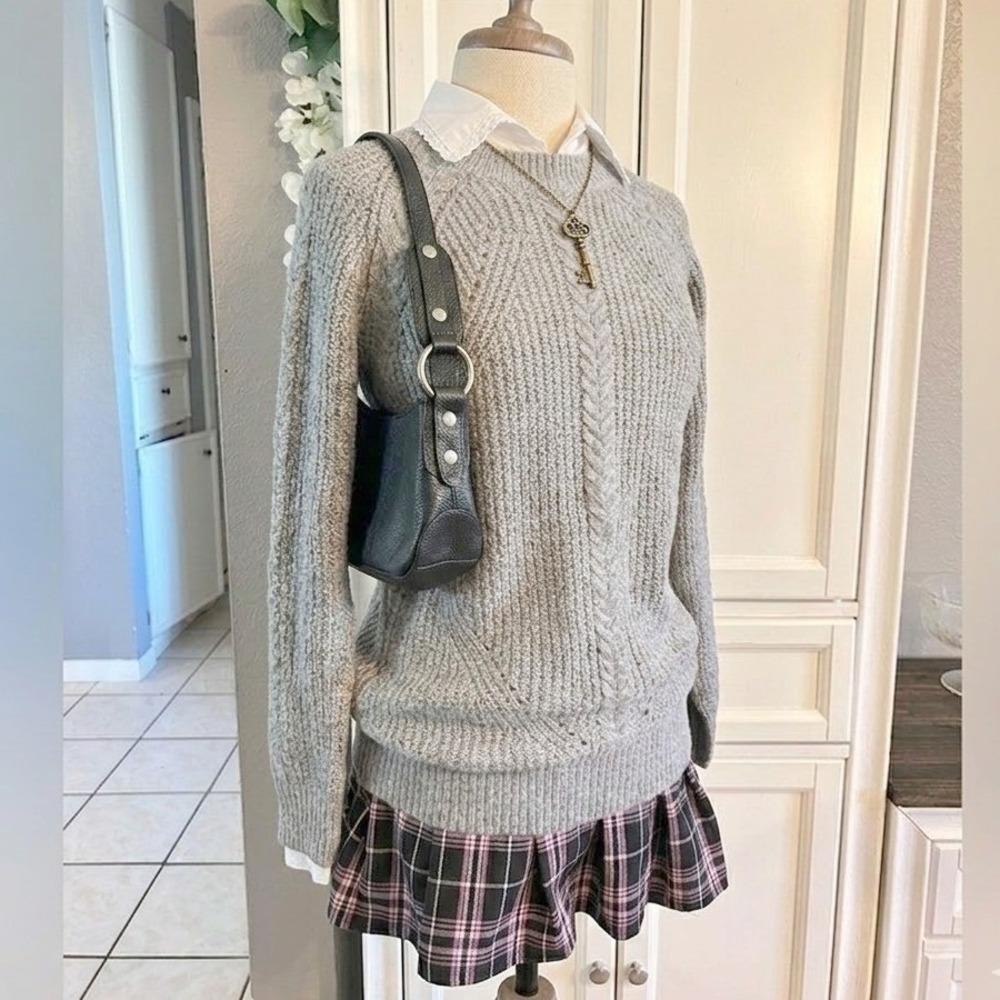 Cottagecore Grey Cable Knit Sweater Medium Coastal Grandma Academia